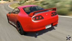 L'arrière de la Dinka Jester Classique, la voiture est peinte en rouge.