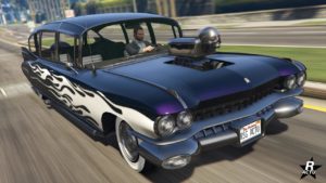 L'Albany Brigham dans GTA Online, avec une personnalisation de lowrider
