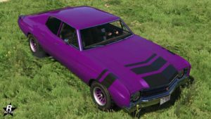 La Declasse Tulip avec le motif "Rayures de course" sur le véhicule.