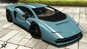 La Pegassi Torero XO avec le motif "Bandes blanches" sur la carrosserie de cette voiture