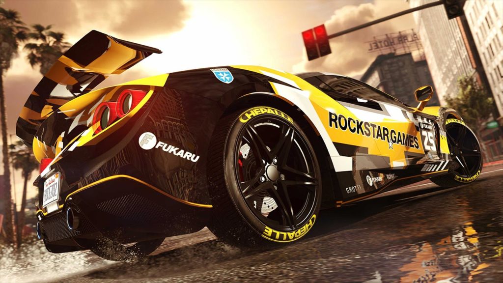 La Grotti Turismo Omaggio, l'une des prochaines voitures de la mise à jour de décembre, disposant sur sa carrosserie du motif spécial aux couleurs de Rockstar Games