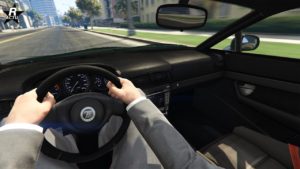 Vue de l'intérieur de la voiture Toundra Panthere