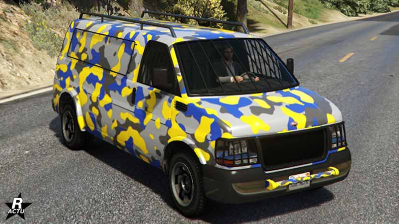 Le motif "Camouflage bleu et jaune" sur le Vapid Speedo Custom