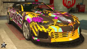 La Declasse Vigero ZX décapotable disposant du motif "Élite HSW" sur la carrosserie