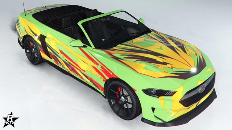 La Dominator GT disposant du motif de véhicule "Vipère jaune" sur sa carrosserie dans GTA Online.