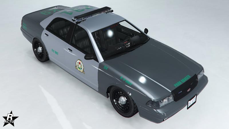 Le motif "Brigade canine forestière de Los Santos" sur la voiture de police Vapid Stanier LE Cruiser