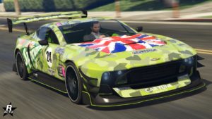 La voiture Dewbauchee Champion dans GTA Online, la carrosserie du véhicule est de couleur jaune et dispose du skin "Car Tune Motorsport"
