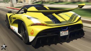 L'arrière de l'Överflöd Entity MT, elle est jaune, dispose d'un grand aileron et du motif "Rallye MT"