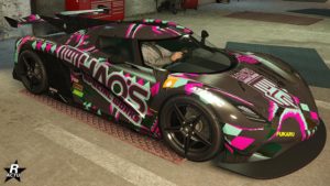 L'Överflöd Entity MT disposant sur sa carrosserie du motif de véhicule "Élite HSW"