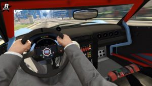 La Progen Itali GTB Custom vue de l'intérieur et de son tableau de bord. La console est plus sportive que la précédente image, de nombreux boutons se trouve sur le tableau de bord qui dispose d'une compteur de vitesse numérique