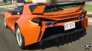 Vue arrière de la voiture Progen Itali GTB Custom, sa peinture est orange