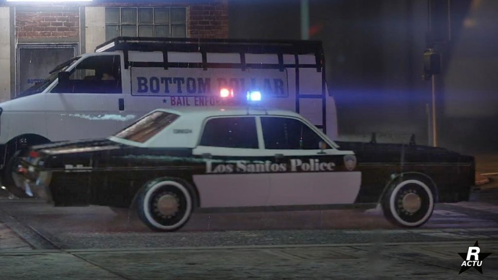 Vue de côté de la Bravado Greenwood de police dans le jeu vidéo GTA Online.