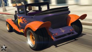 Vue arrière de la voiture Albany Fränken Stange dans GTA Online. Le véhicule est couleur mauve et orange, avec quelques flammes présentes à l'avant sur les côtés latéraux de la carrosserie.