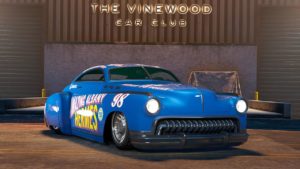 Image d'une vue avant de la voiture Albany Hermes avec un skin de carrosserie exclusif.
