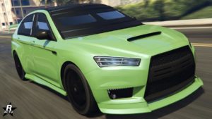 Vue avant de la voiture Karin Kuruma (blindée) dans le jeu vidéo GTA Online. La carrosserie du véhicule est peinte en vert pomme et le blindage qui recouvre les vitres est de couleur noire.