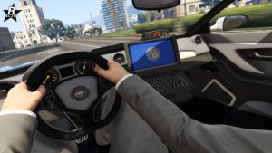 Image de l'intérieur de la voiture Invetero Coquette D10 de poursuite du point de vue du conducteur.