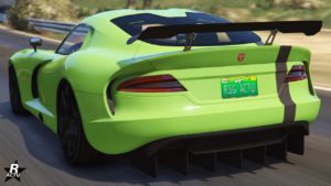 Vue arrière de la voiture Bravado Banshee GTS de GTA Online, la carrosserie est peinte en vert, un petit aileron en carbone est présent sur le toit du coffre du véhicule.