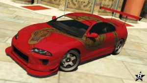 La voiture japonaise Maibatsu Penumbra FF dans GTA Online, elle est peinte en rouge et dispose sur sa carrosserie le motif "Nouvel an lunaire"