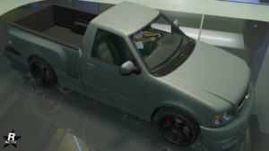 Le véhicule tout-terrain Vapid Firebolt ASP dans GTA Online avec aucun motif présent sur sa carrosserie.
