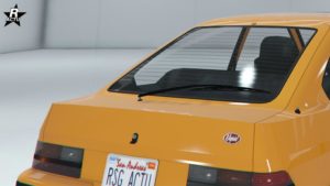 Vue arrière de la voiture Vapid Uranus LozSpeed dans GTA Online, elle ne dispose d'aucun aileron.