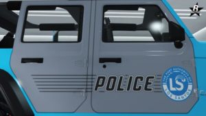 Décalcomanie de l'unité de police "LSPD (Autorités portuaires)" avec une proche sur les portières latérales du véhicule tout-terrain de flics.