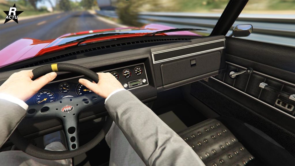 Point de vue du conducteur lors de la conduite de la Coquette Classique sur une route de GTA Online.