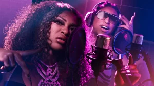 Real Dimez et son amie entrain de chanter.