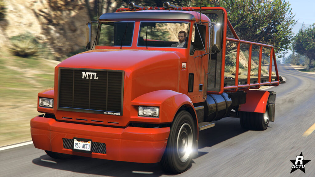 L'avant du camion à plateau MTL Flatbed Custom, sa peinture est rouge.