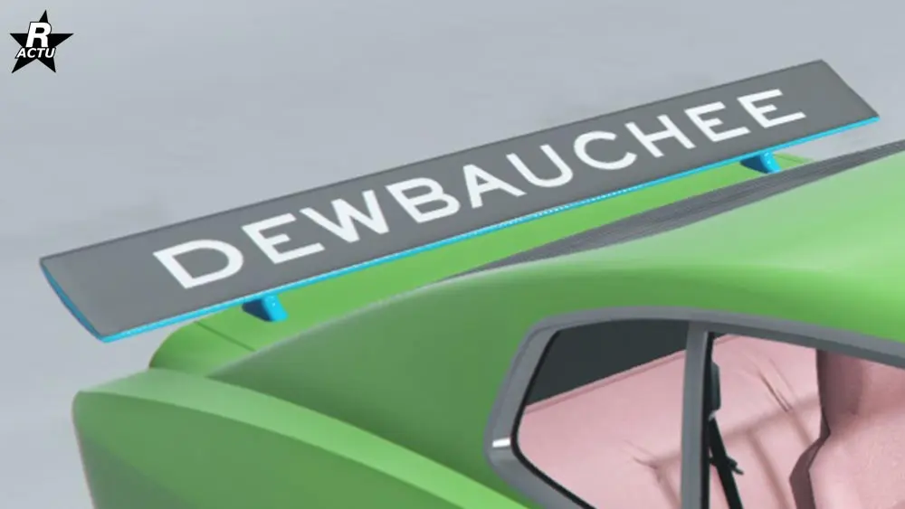 "Aileron Dewbauchee noir" où le nom du constructeur anglais,  Dewbauchee, est inscrit en grand en blanc sur un fond gris sur la partie supérieure de l'aileron se situant sur le toit du coffre de la voiture.