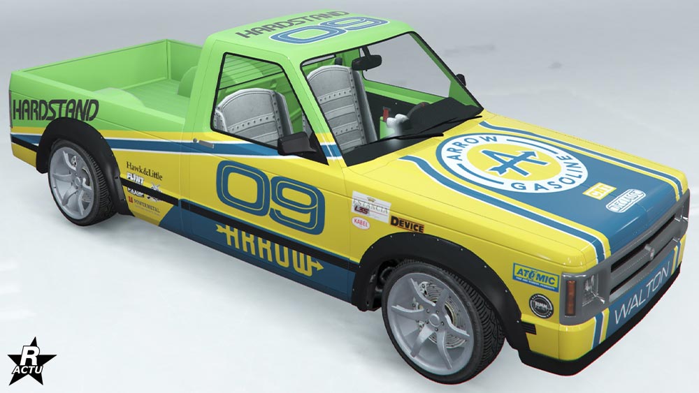 Motif "Course Arrow" : Il recouvre une grande partie de l'avant de la carrosserie avec un vinyle jaune, avec des bandes bleues par dessus à certains endroits, ainsi que le numéro de course "09" sur les portières et le toit. Sur le capot se trouve le logo de la compagnie fictive "Arrow".