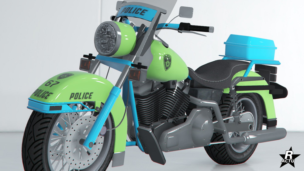 Motif "Police des autoroutes de LS (Discret)" ajoutant le logo noir du Shérif sur la moto, ainsi que son numéro de division "67" sur la face du garde-boue avant.