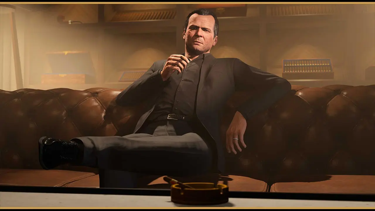 Michael De Santa dans le fumoir à cigares du manoir, proposant aux joueurs de réaliser sa mission de contact « Retour au bercail ».