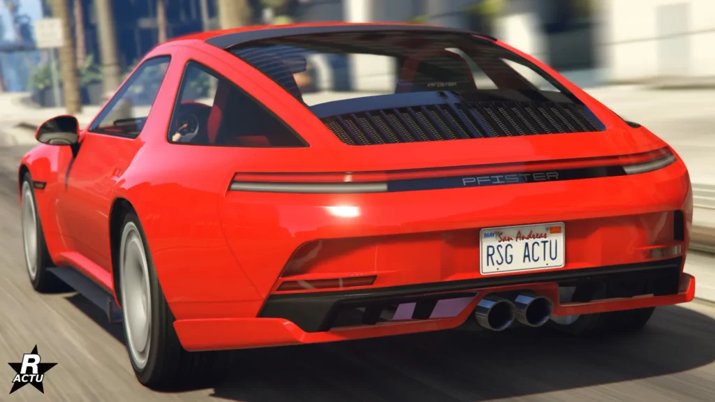 L'arrière du bolide allemand Pfister Astrale, la voiture est peinte en rouge vif.