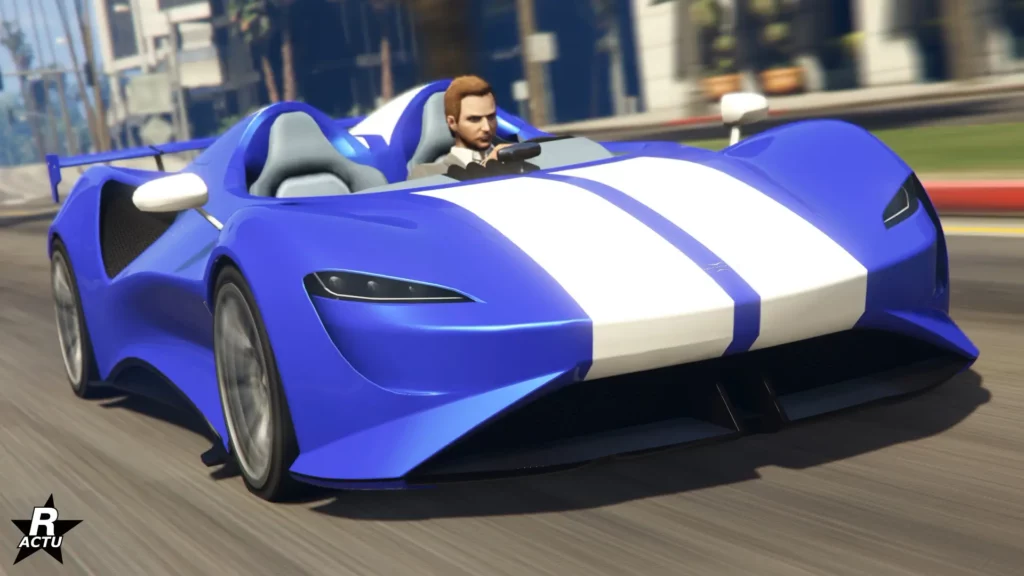 Vue avant du roadster Progen Luiva sur une route de GTA Online, la voiture est peinte en bleu ultra avec une double bande blanche sur son capot.