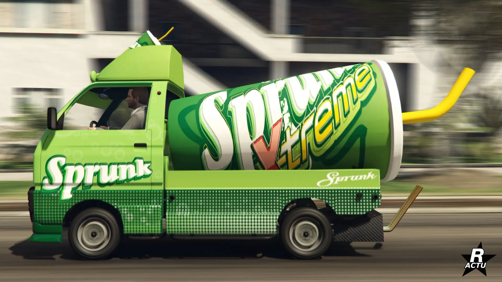 Vue latérale de Shitzu Keitora peinte en vert lime, tout en étant customisé par Sprunk.