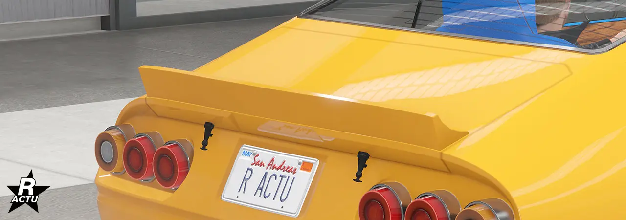 Vue du coffre disposant d'un petit aileron en forme de bec de canard.