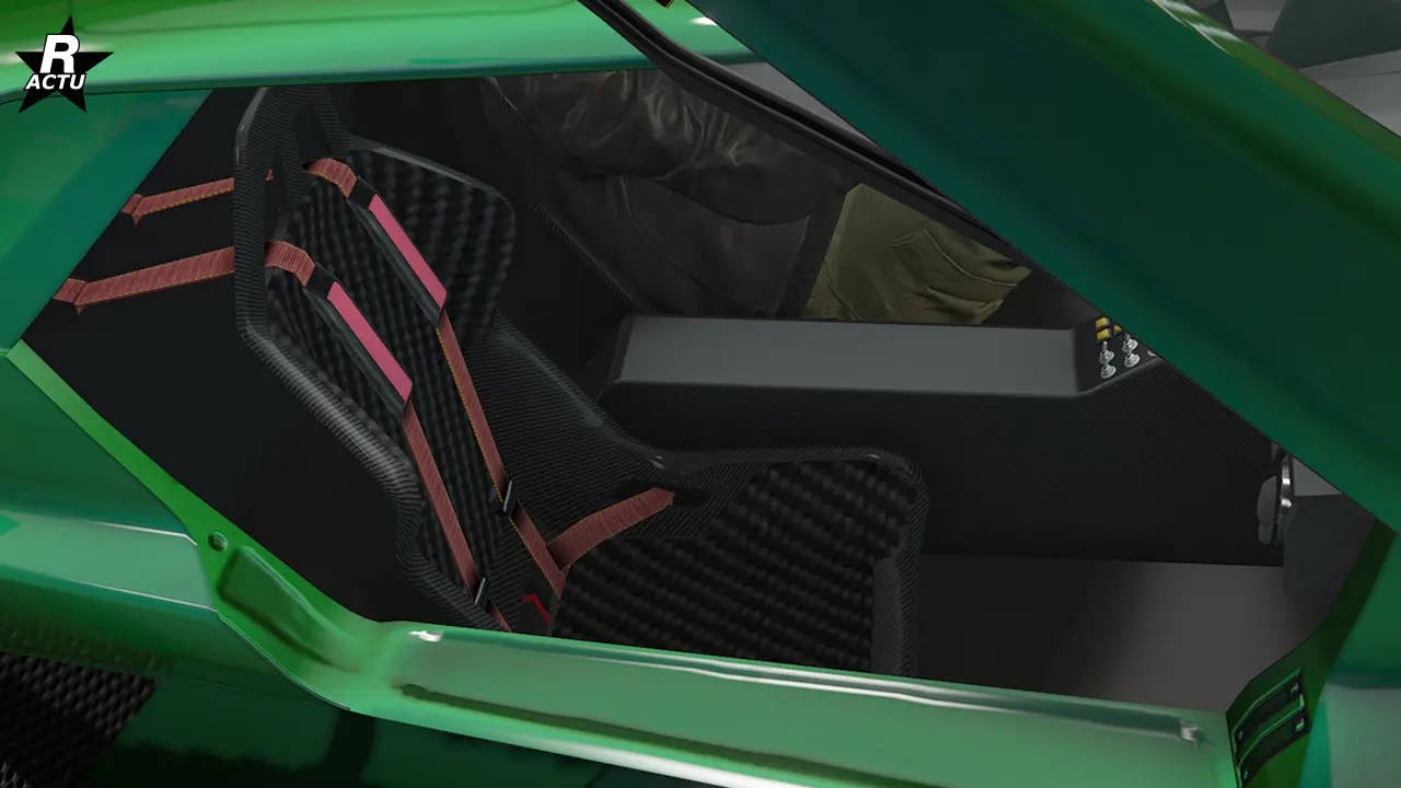 Sièges en carbone dans l'habitacle de la FMJ MK V.