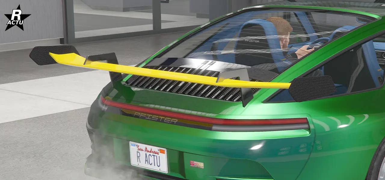 Aileron GT peint dans la couleur secondaire.