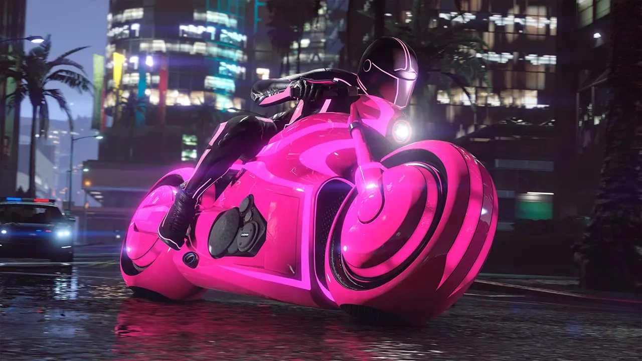Moto Nagasaki Shotaro sur une route en pleine nuit dans Los Santos. La moto néon illumine en rose l'image.