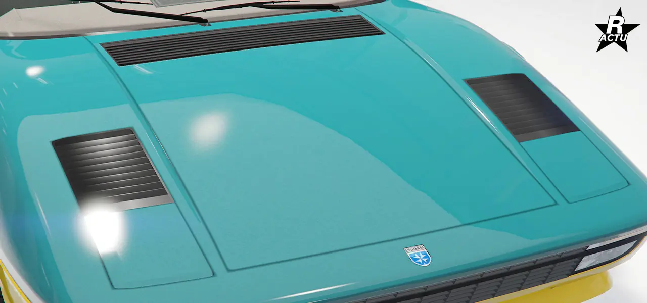 Coffre avant de série avec grille d'aération horizontale sur le haut du coffre se trouvant à l'avant de l'Italli Classic.