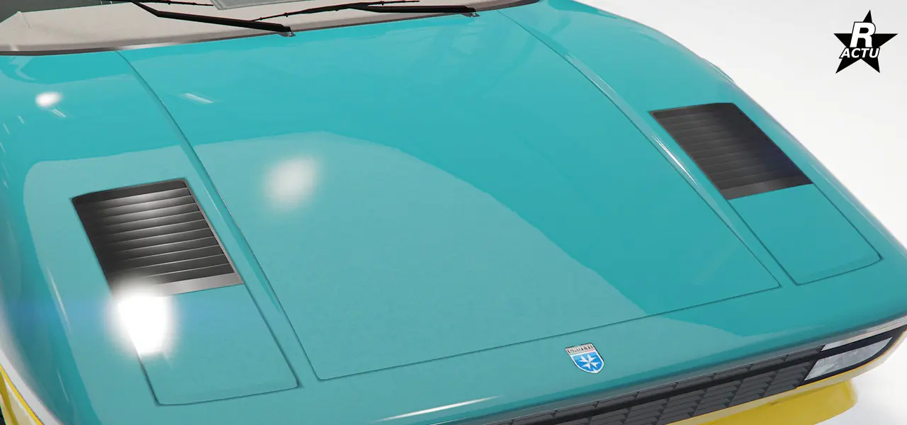 Surface du coffre avant totalement lisse.