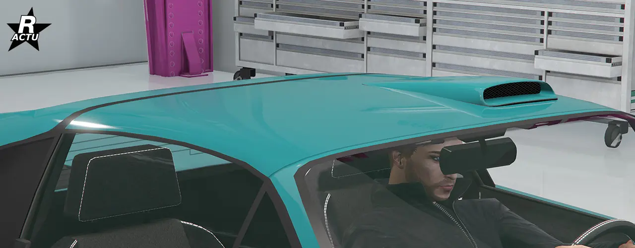 Prise d'air sur le toit de l'Itali Classique du côté conducteur.