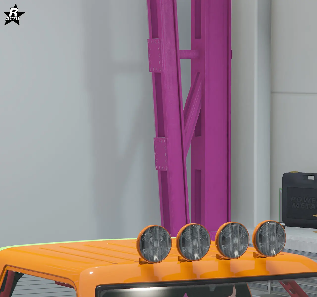 Option ajoutant quatre phares circulaires sur le toit du véhicule.