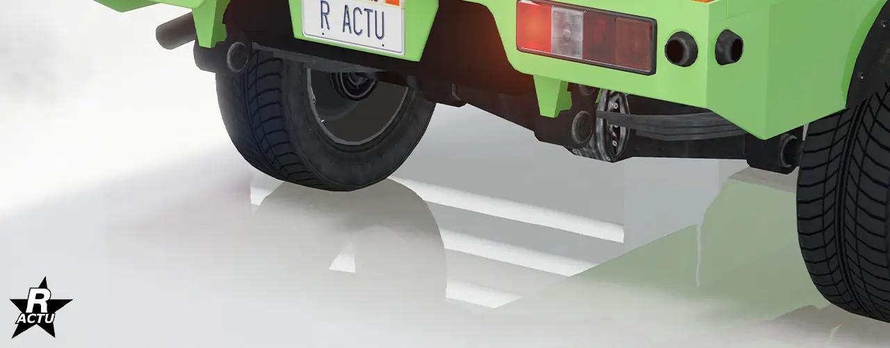 Vue rapprochée du pare-chocs arrière de série qui est de couleur secondaire et dispose d'aucun accessoire.