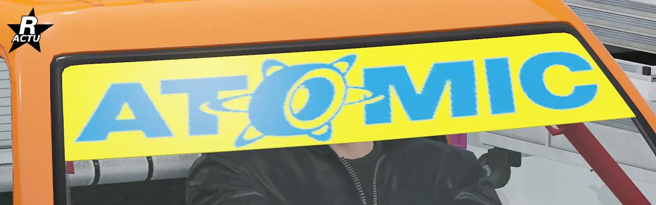 Option ajoutant un pare-soleil jaune surmonté de l'inscription de sponsors « Atomic » en bleu, tout en haut du pare-brise avant.