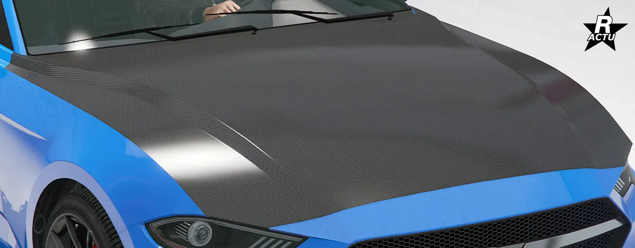 Capot avant en fibres de carbone noires, sans fioriture et totalement lisse.