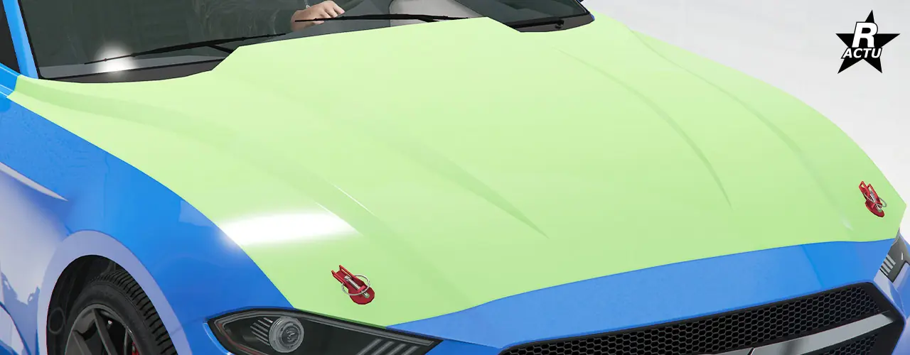 Option de capot couleur secondaire, bombé vers le haut pour la partie centrale, avec deux attaches rouges au niveau de la partie inférieure du côté droit et gauche du capot.