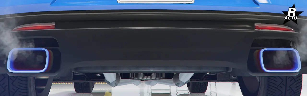 Pot d'échappement avec embout rectangulaire en titane, de parte et d'autres sous le pare-chocs arrière du véhicule.