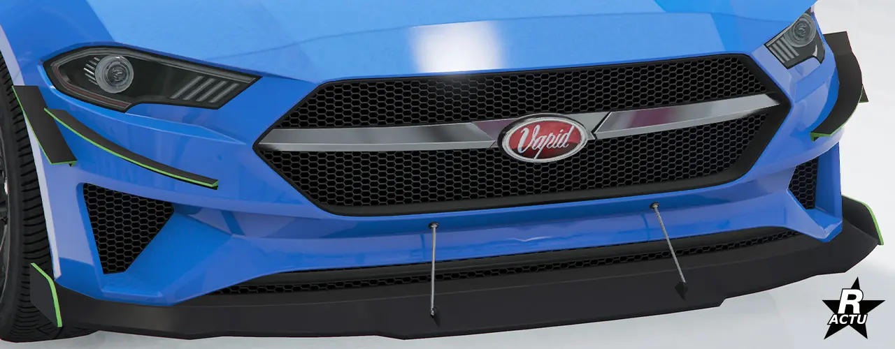 Option ajoutant au pare-chocs avant peint dans la couleur principale, un grand séparateur aérodynamique noir qui est suspendu avec deux grandes visses au pare-chocs, où une double moustache aérodynamique noire avec finitions couleur secondaire, sont présents de chaque côté du pare-chocs.