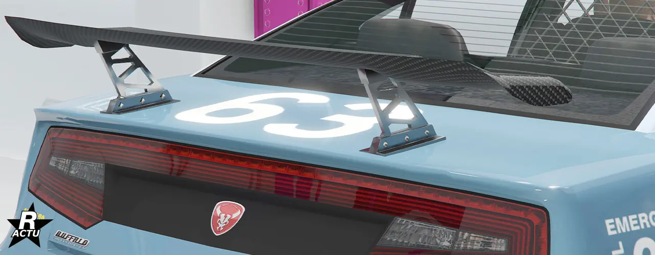 Aileron GT en fibres de carbone.